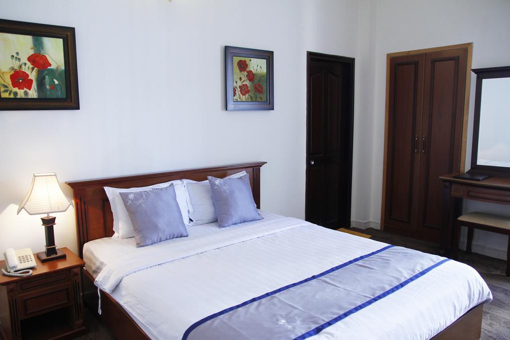 Business Saigon Hotel 2*